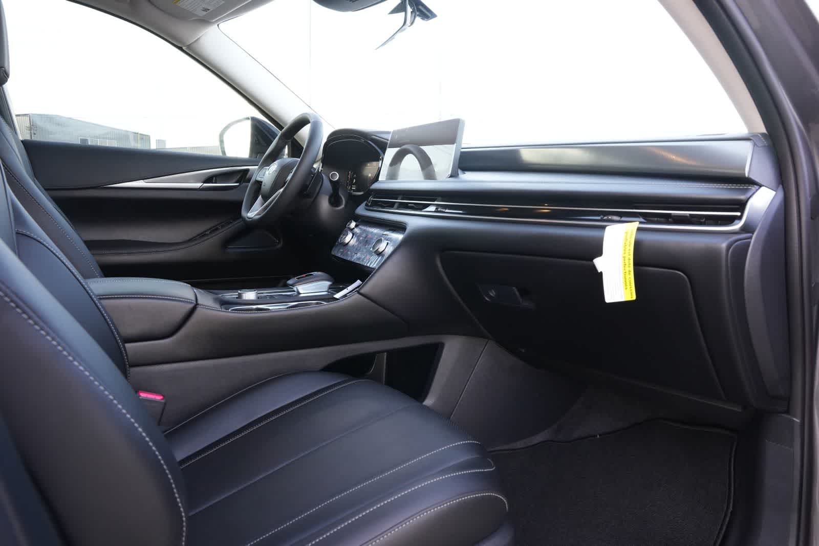 Thumbnail: 2026 INFINITI QX60 - 22