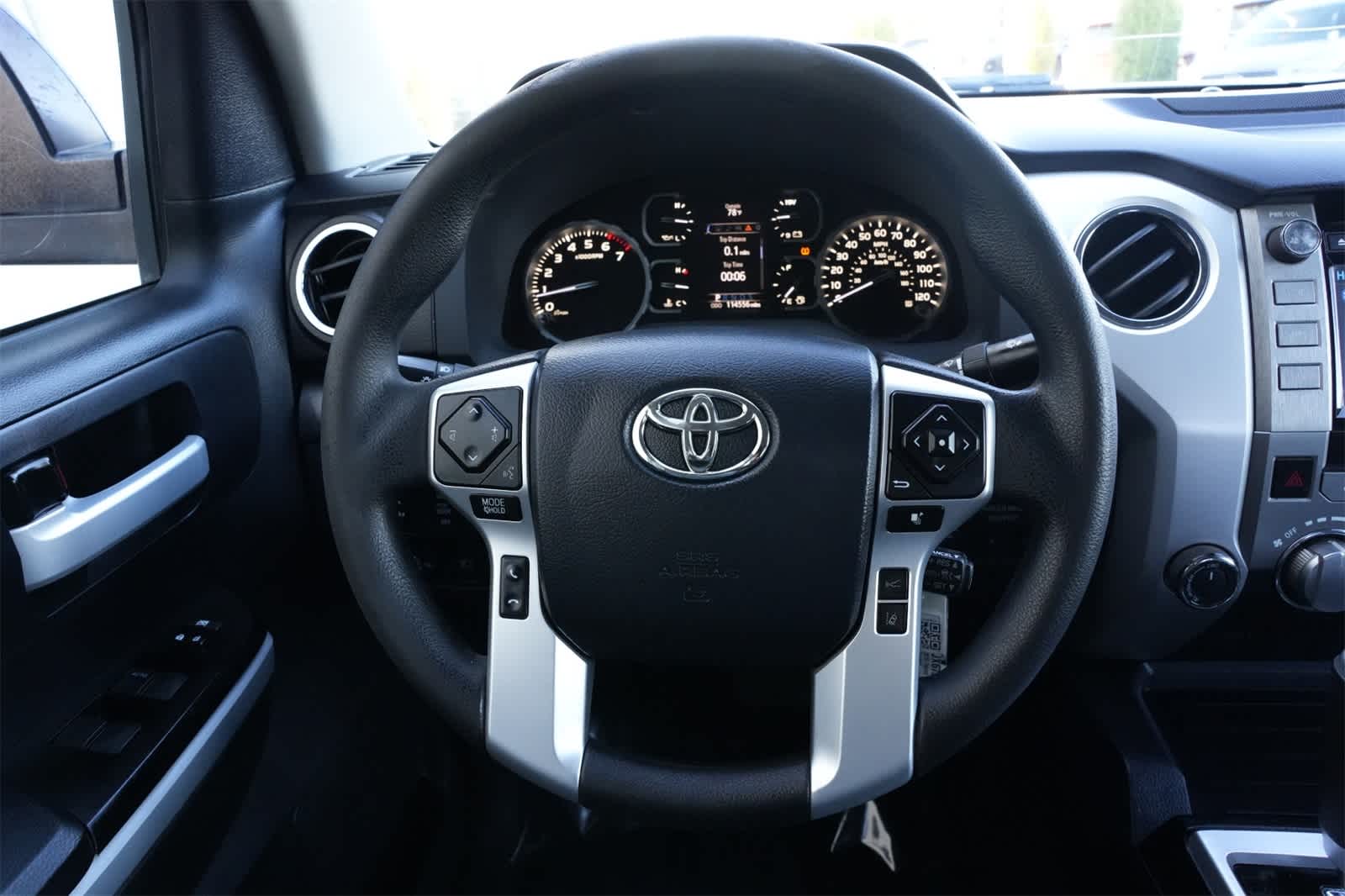 Thumbnail: 2018 Toyota Tundra - 9