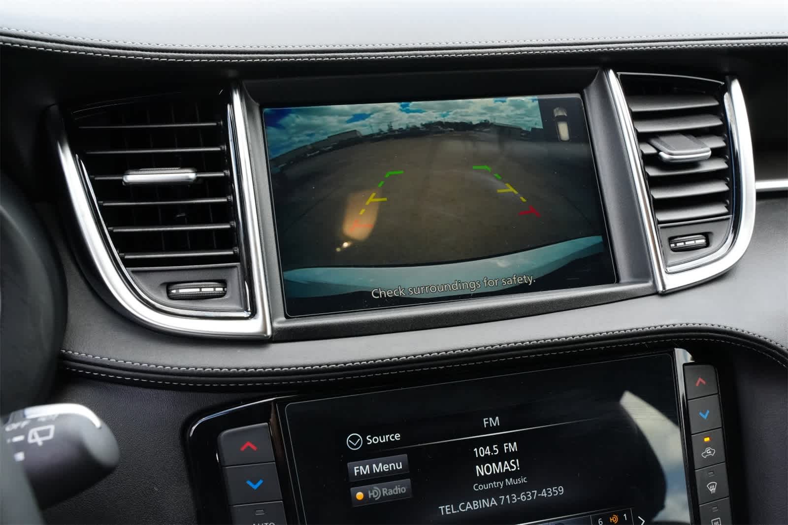 Thumbnail: 2025 INFINITI QX50 - 10