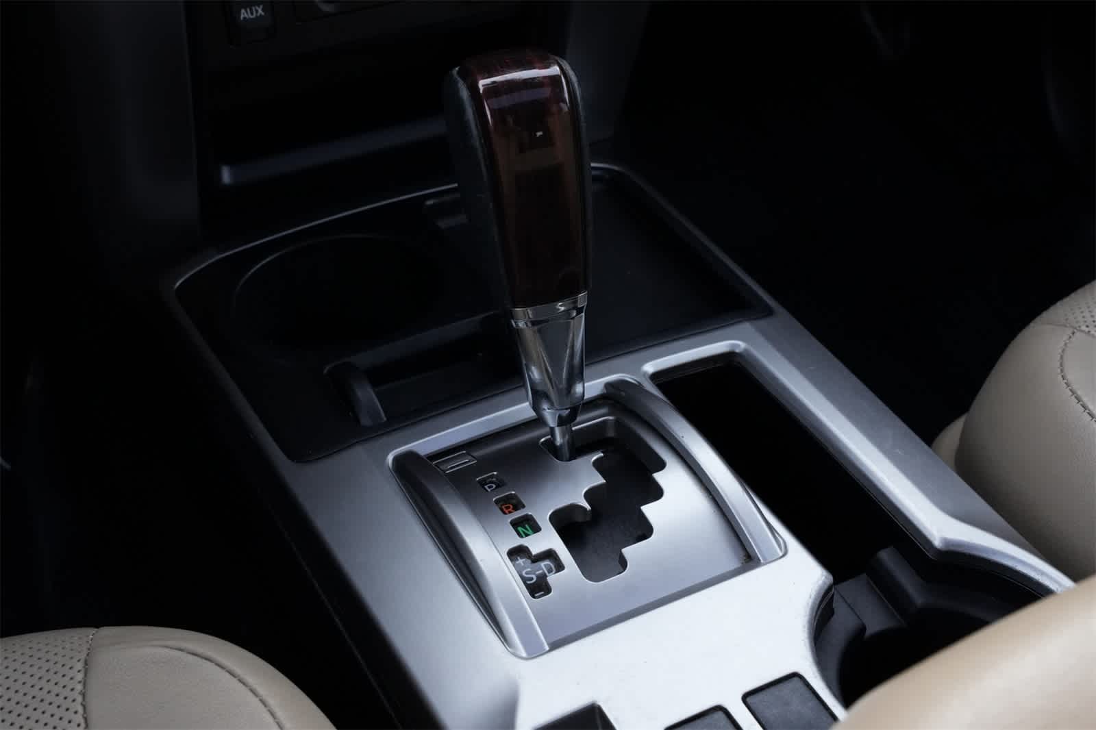 Thumbnail: 2016 Toyota 4Runner - 15