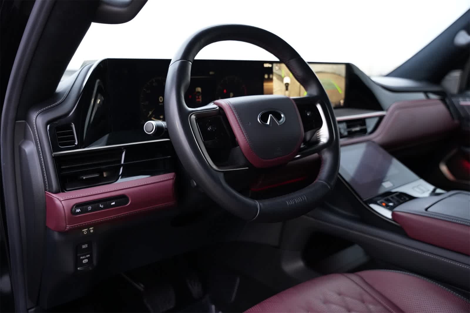 Thumbnail: 2025 INFINITI QX80 - 14