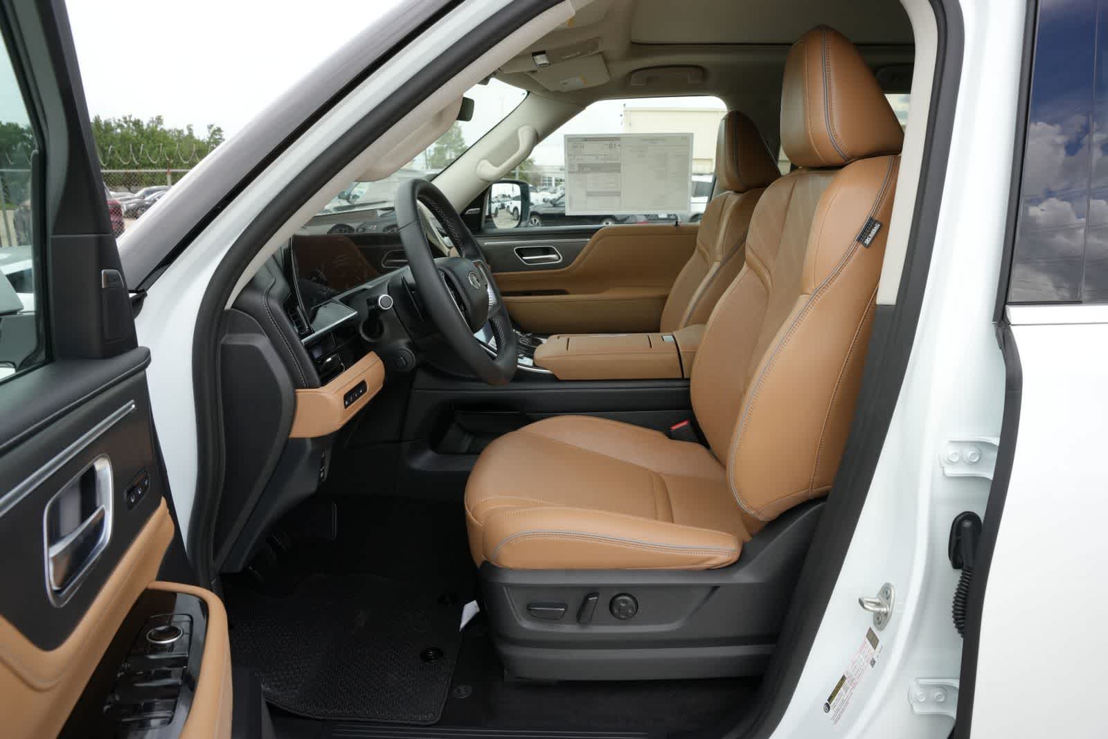 Thumbnail: 2027 INFINITI QX80 - 17