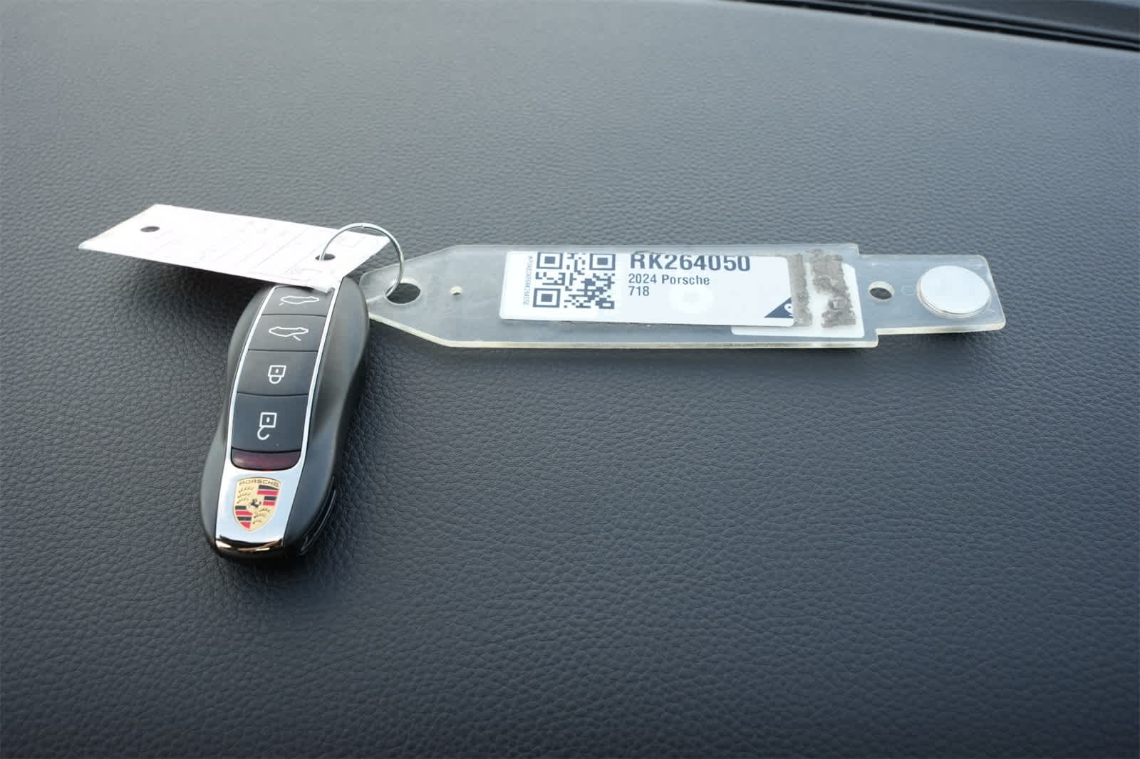 Thumbnail: 2024 Porsche 718 Cayman - 24