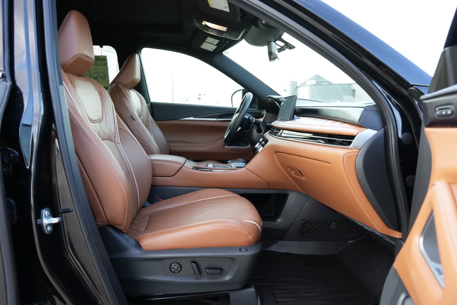 Thumbnail: 2024 INFINITI QX60 - 22