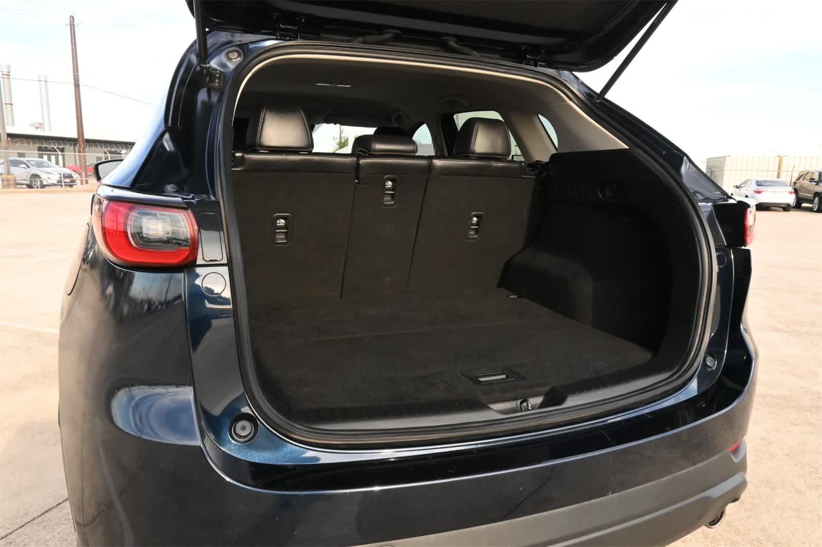 Thumbnail: 2023 Mazda CX-5 - 21