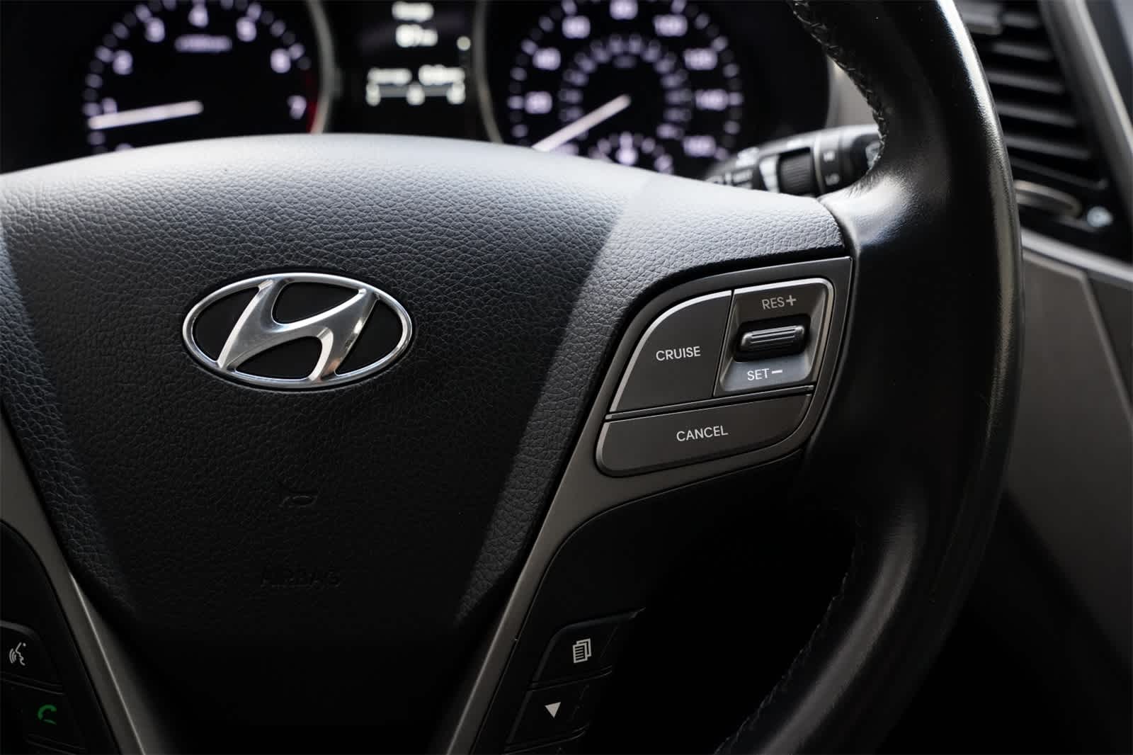 Thumbnail: 2017 Hyundai Santa Fe - 11