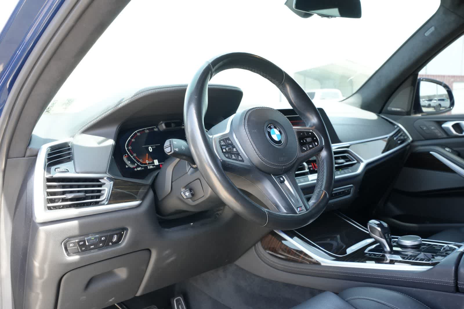 Thumbnail: 2021 BMW X7 - 16