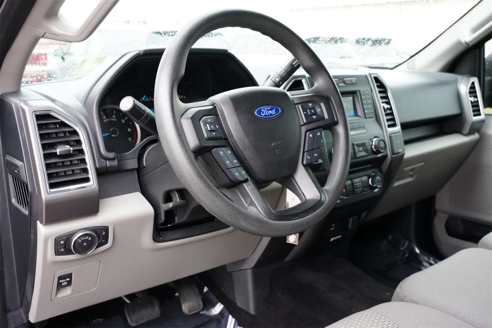 2016 Ford F-150  12