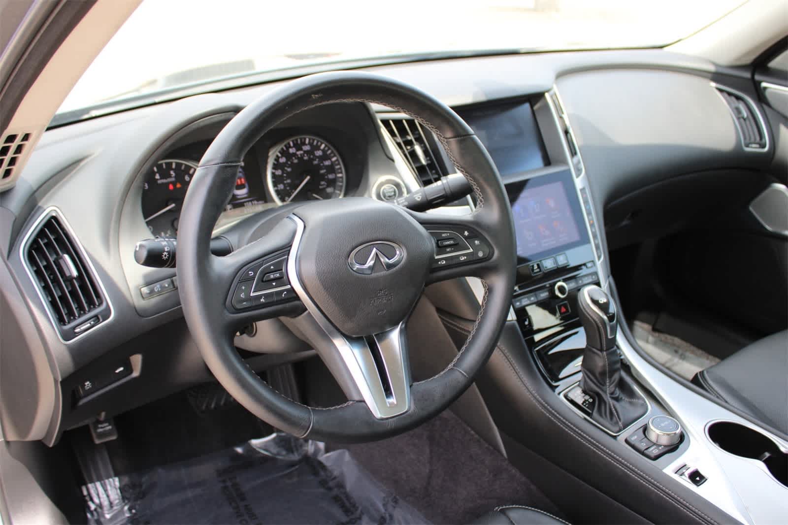 Thumbnail: 2024 INFINITI Q50 - 17