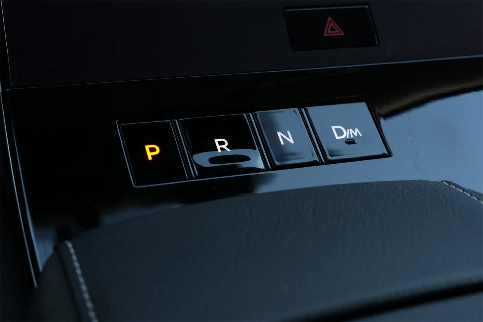 Thumbnail: 2025 INFINITI QX80 - 15