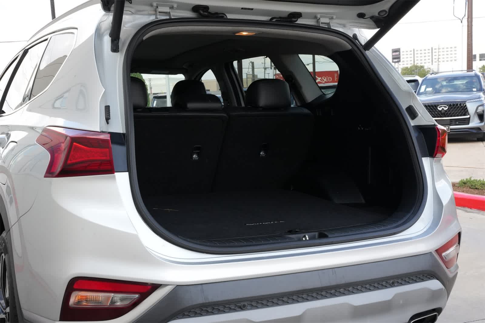 Thumbnail: 2019 Hyundai Santa Fe - 20