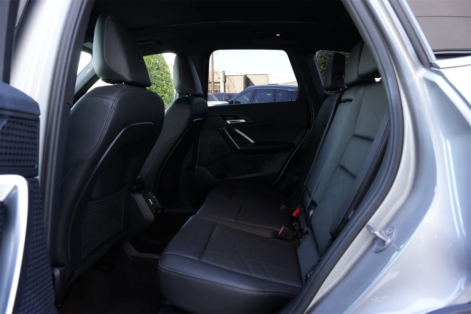 Thumbnail: 2023 BMW X1 - 19