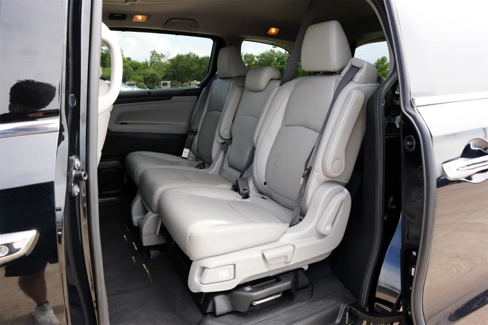 Thumbnail: 2019 Honda Odyssey - 19