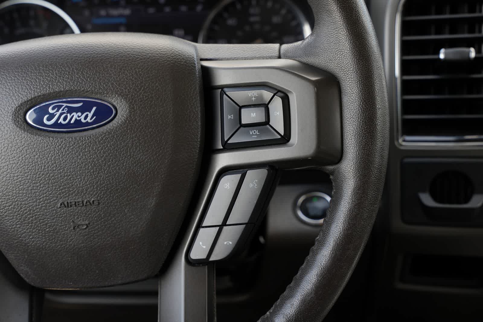 Thumbnail: 2020 Ford Expedition - 8
