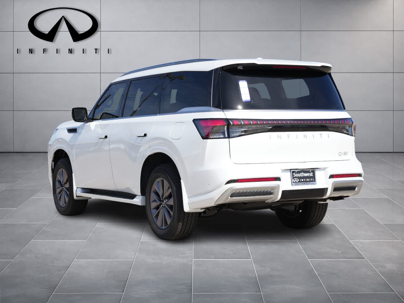 Thumbnail: 2026 INFINITI QX80 - 5