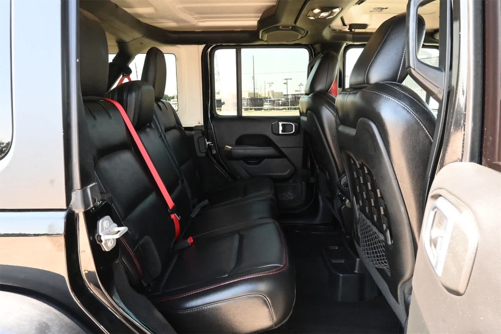 Thumbnail: 2020 Jeep Wrangler - 22
