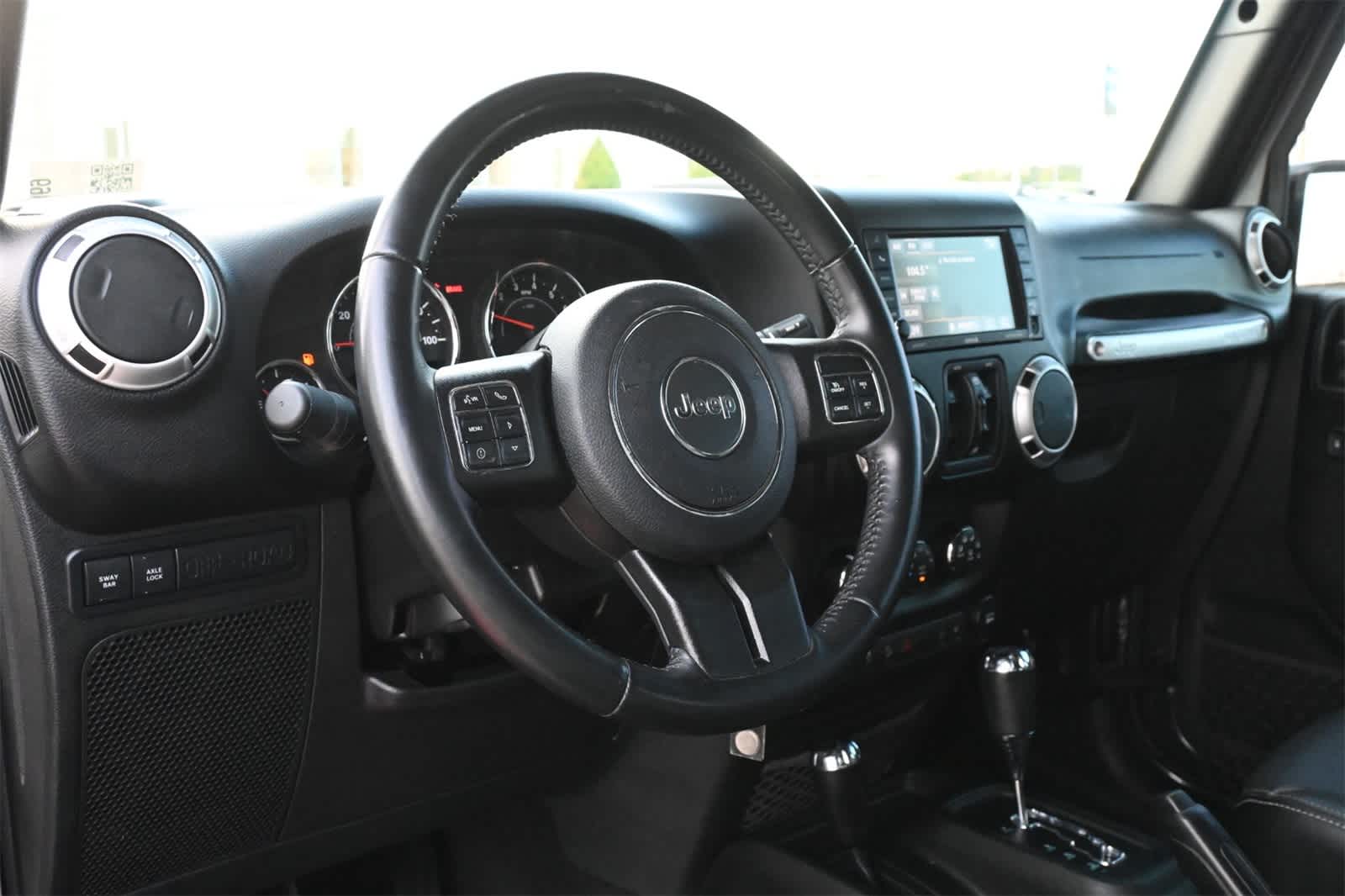 Thumbnail: 2018 Jeep Wrangler - 16