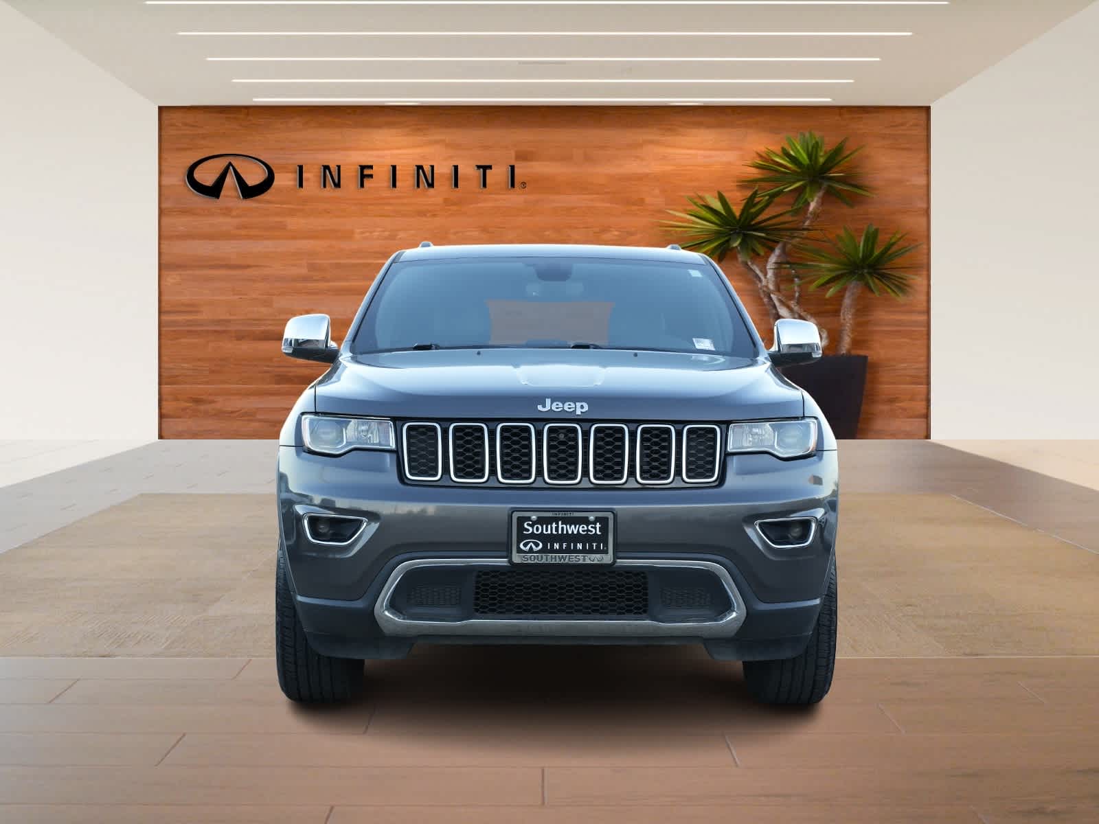 Thumbnail: 2018 Jeep Grand Cherokee - 2