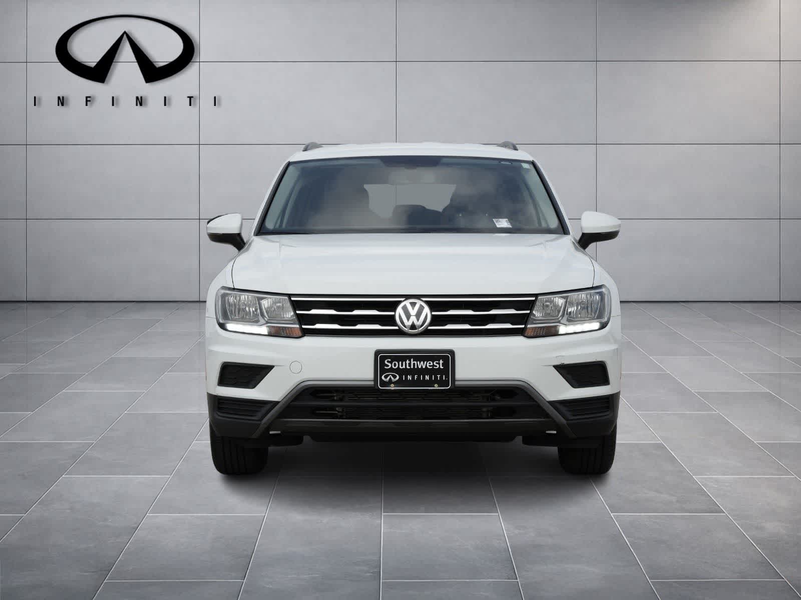 Thumbnail: 2018 Volkswagen Tiguan - 2