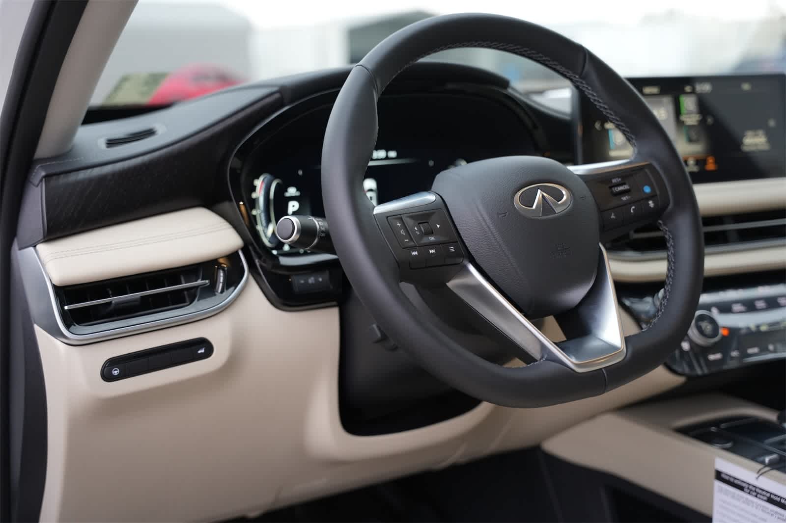 Thumbnail: 2025 INFINITI QX60 - 16