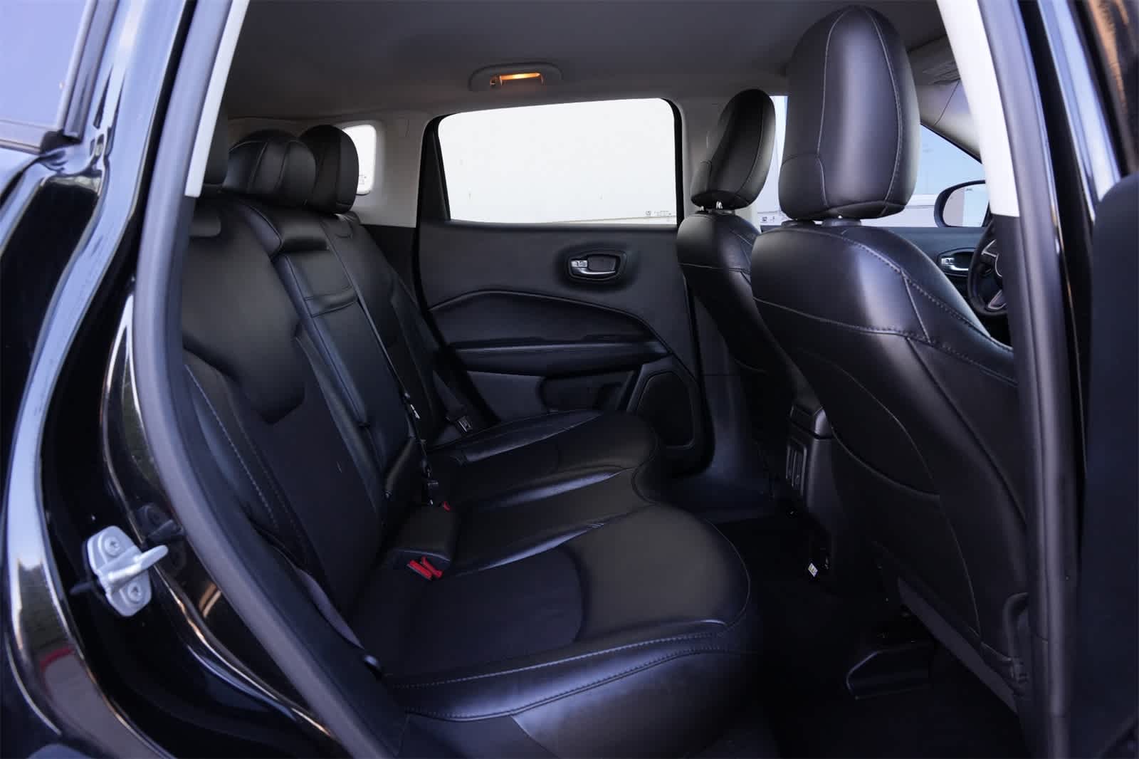 Thumbnail: 2019 Jeep Compass - 21