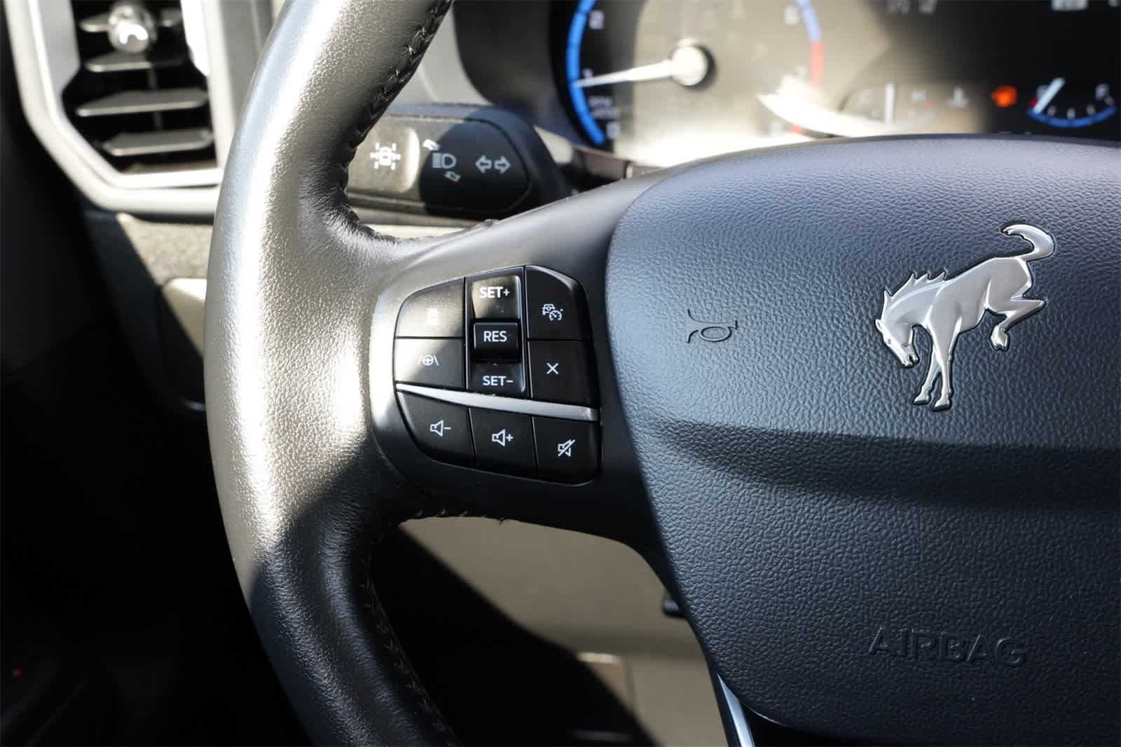 Thumbnail: 2021 Ford Bronco Sport - 10