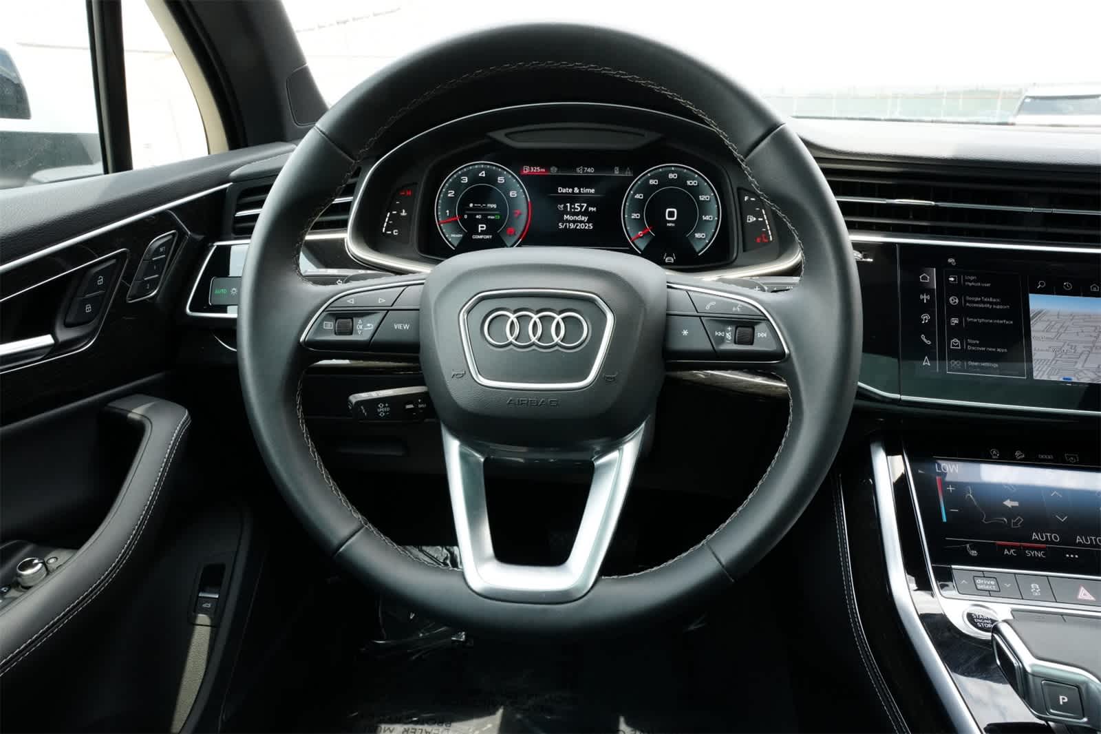Thumbnail: 2025 Audi Q7 - 9