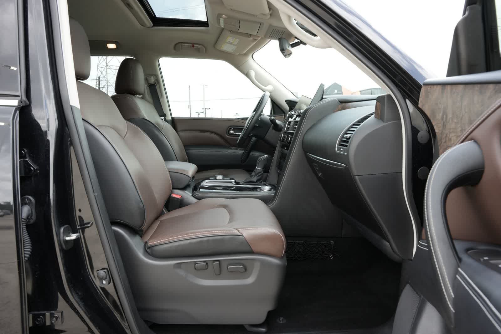 Thumbnail: 2024 INFINITI QX80 - 23