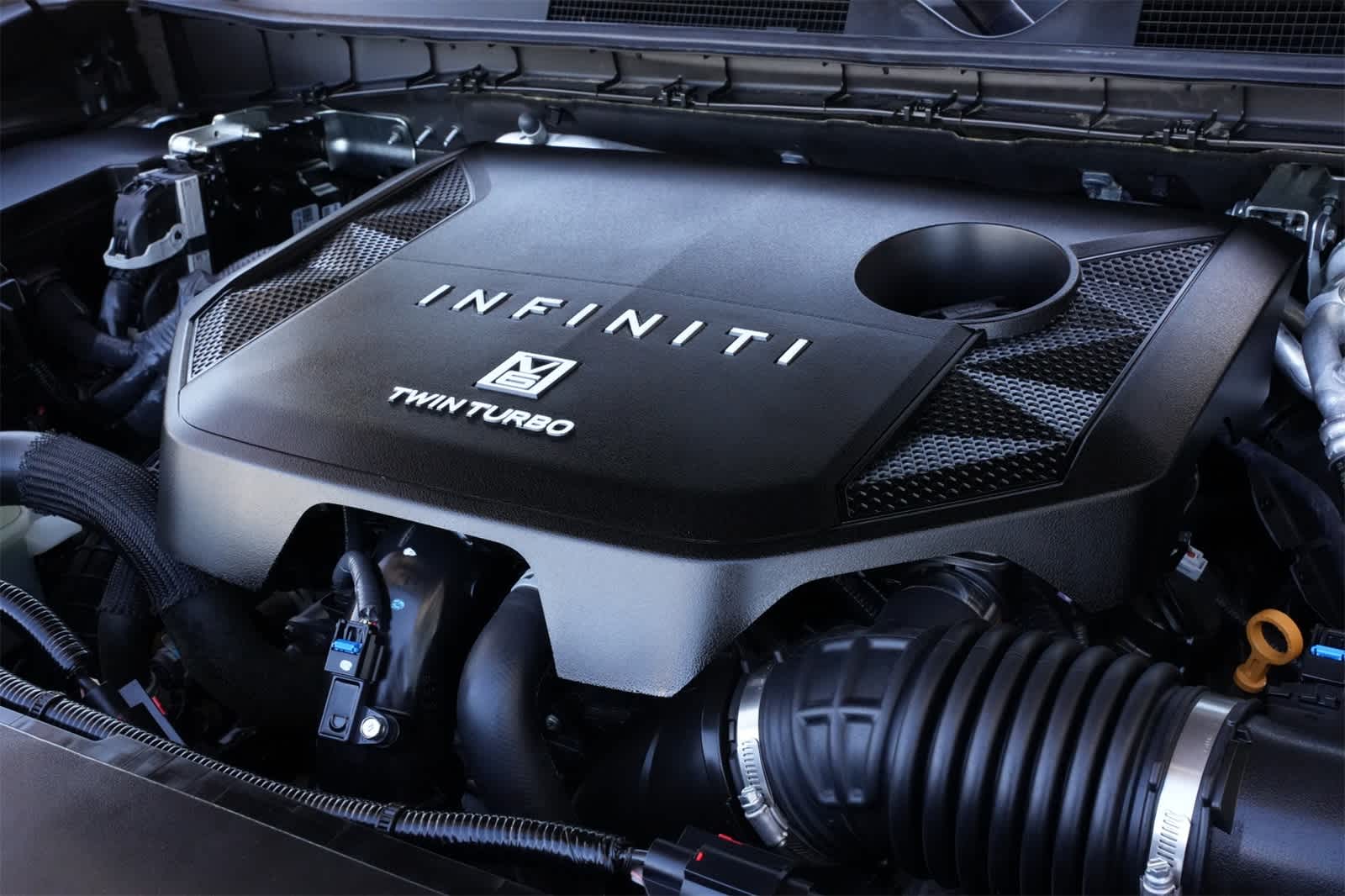 Thumbnail: 2025 INFINITI QX80 - 25