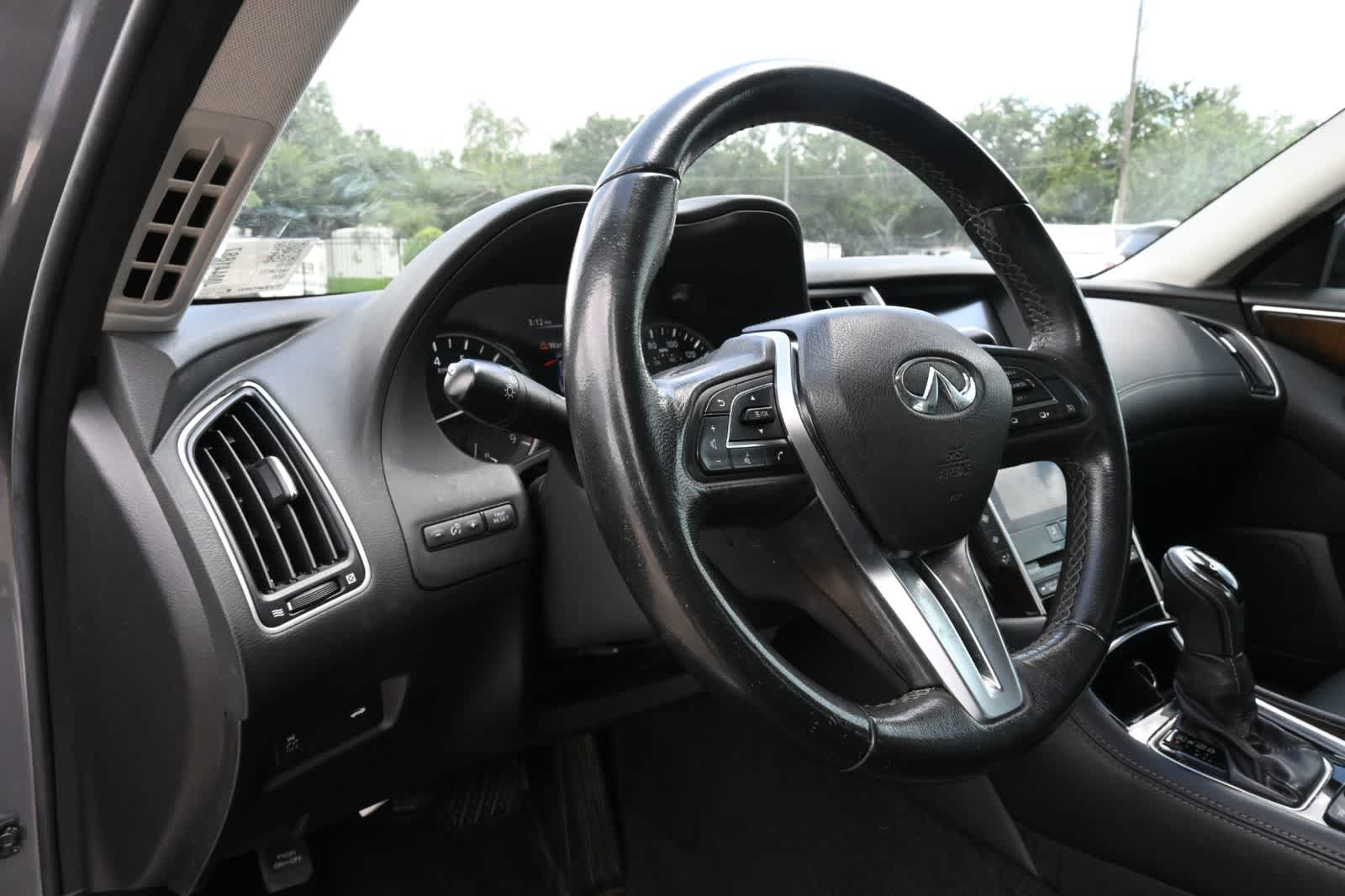 Thumbnail: 2018 INFINITI Q50 - 16