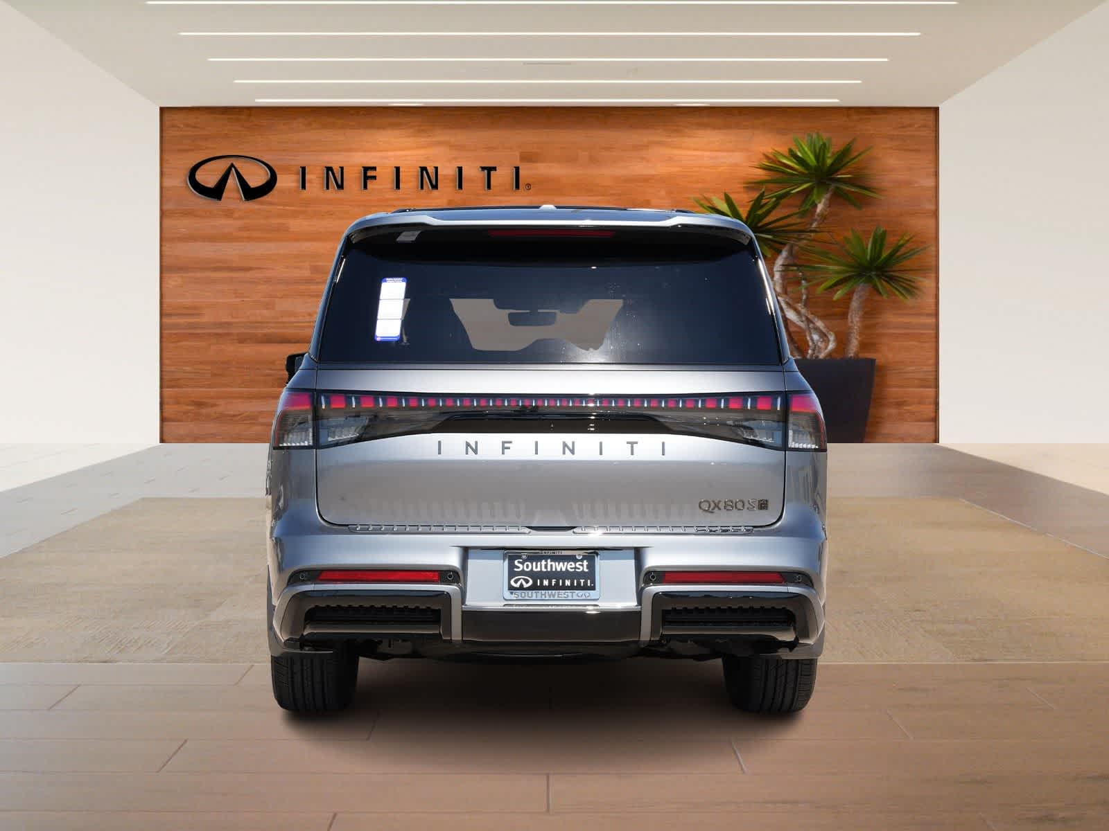 Thumbnail: 2026 INFINITI QX80 - 6