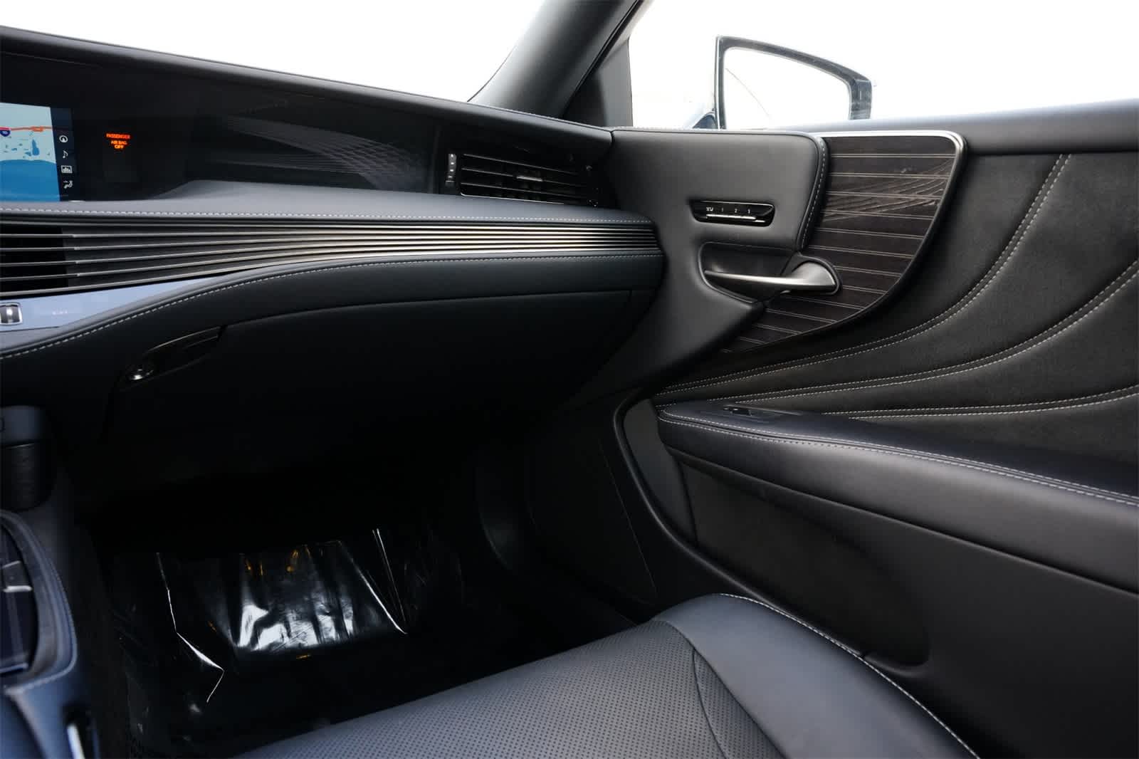 2019 Lexus LS 500 8