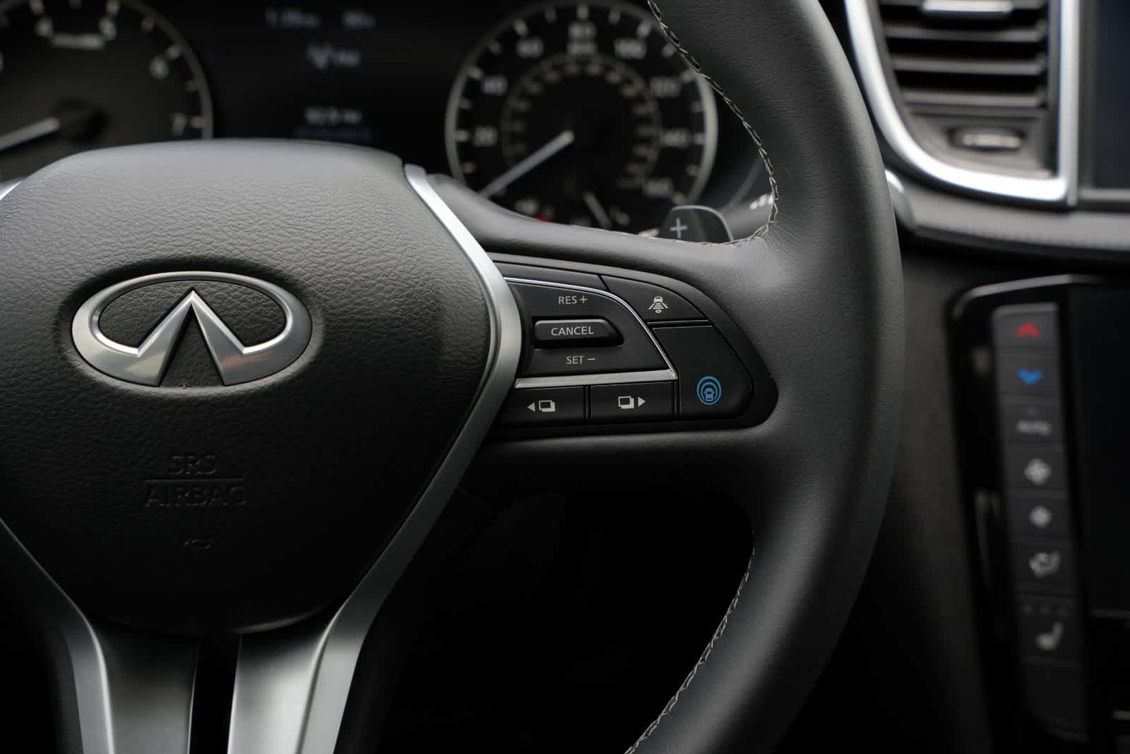 Thumbnail: 2025 INFINITI QX50 - 11