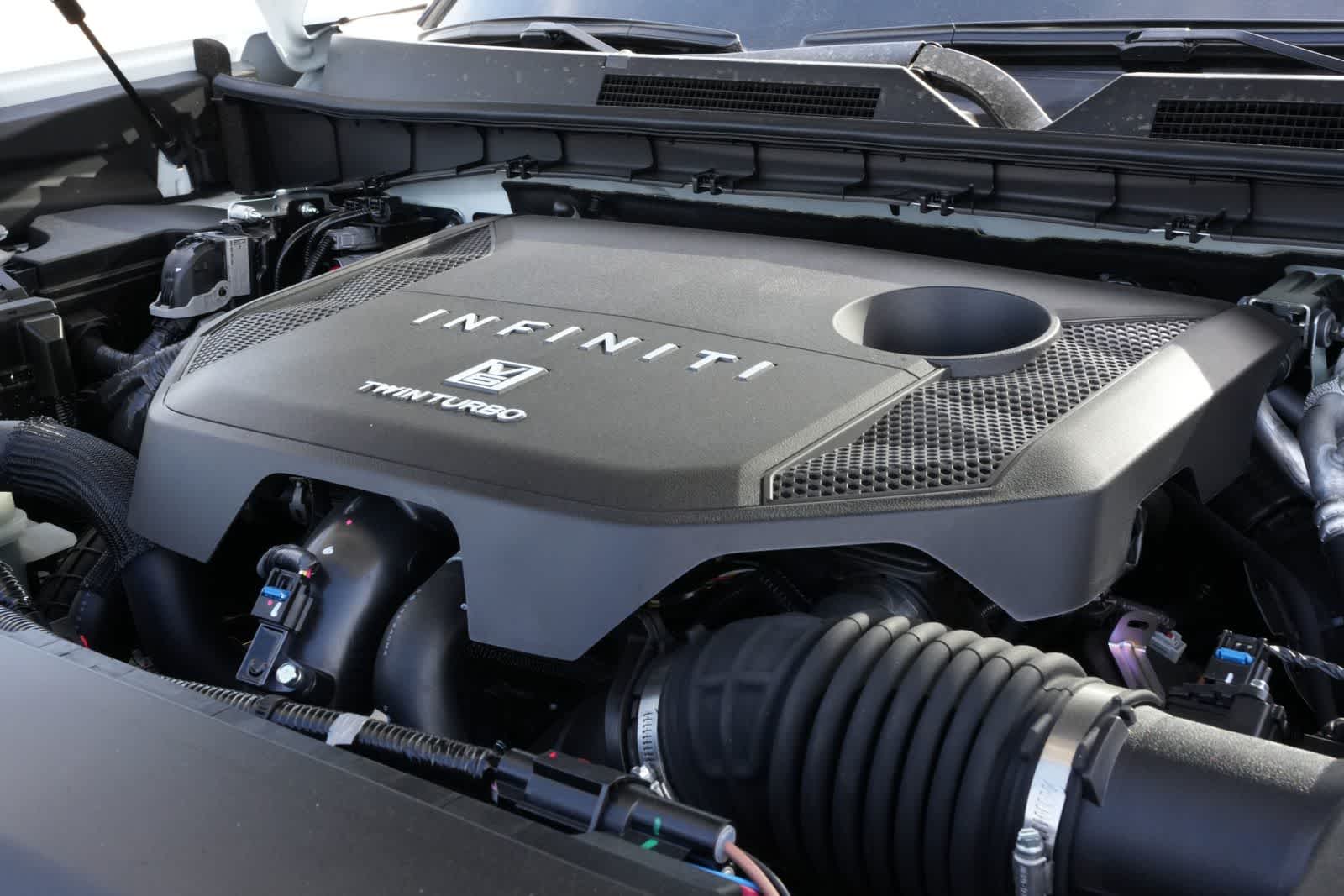 Thumbnail: 2026 INFINITI QX80 - 25