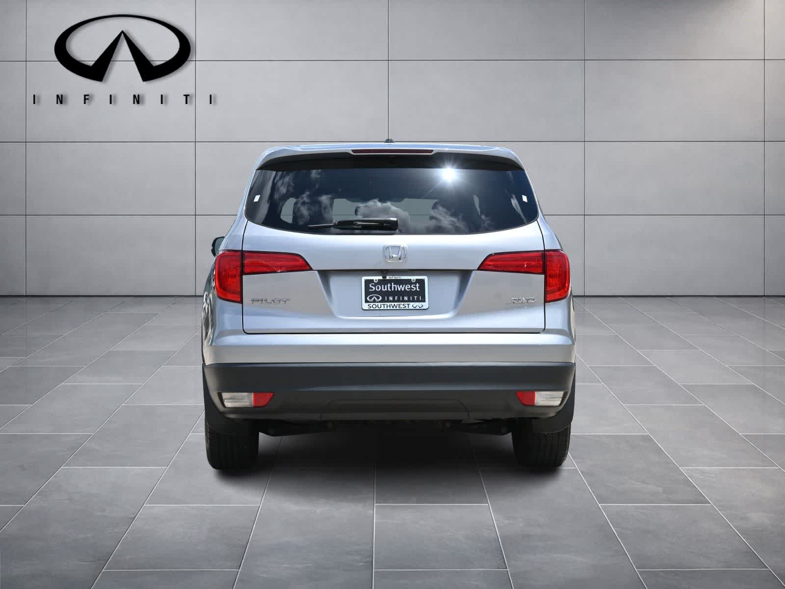 Thumbnail: 2018 Honda Pilot - 6