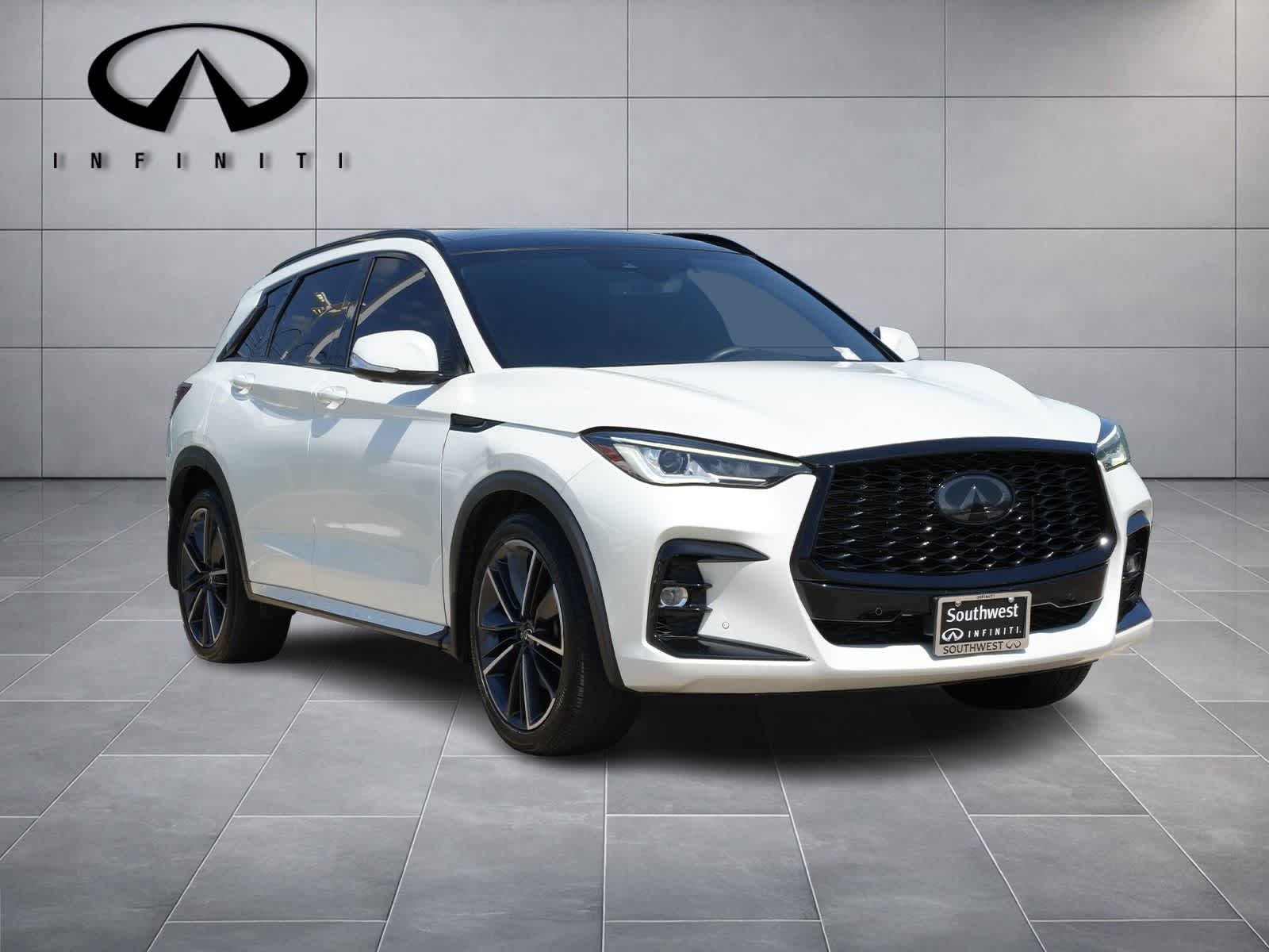 Thumbnail: 2023 INFINITI QX50 - 3