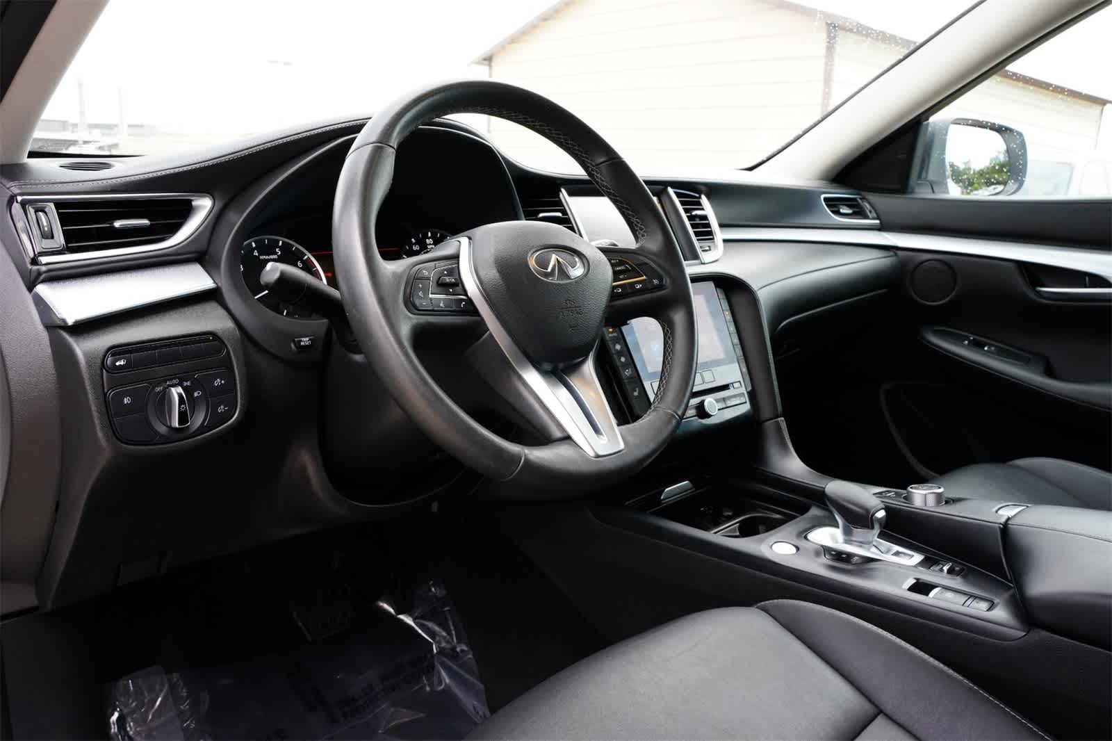 Thumbnail: 2019 INFINITI QX50 - 16