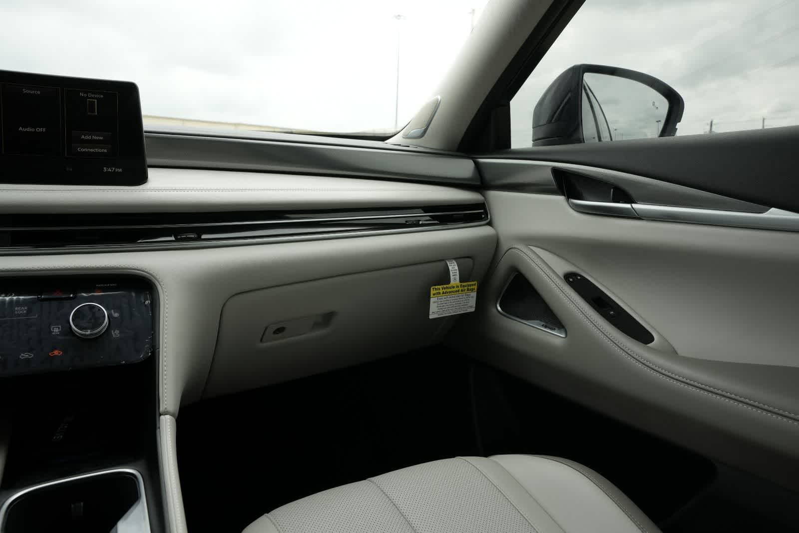 Thumbnail: 2027 INFINITI QX60 - 8