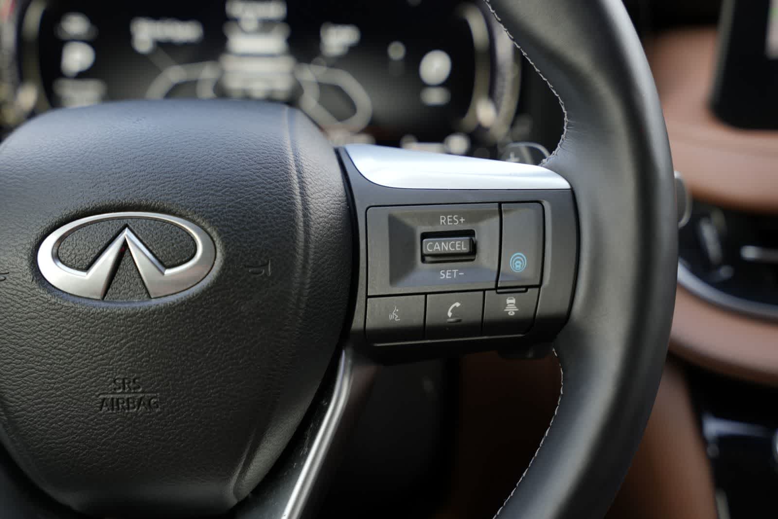 Thumbnail: 2023 INFINITI QX60 - 11