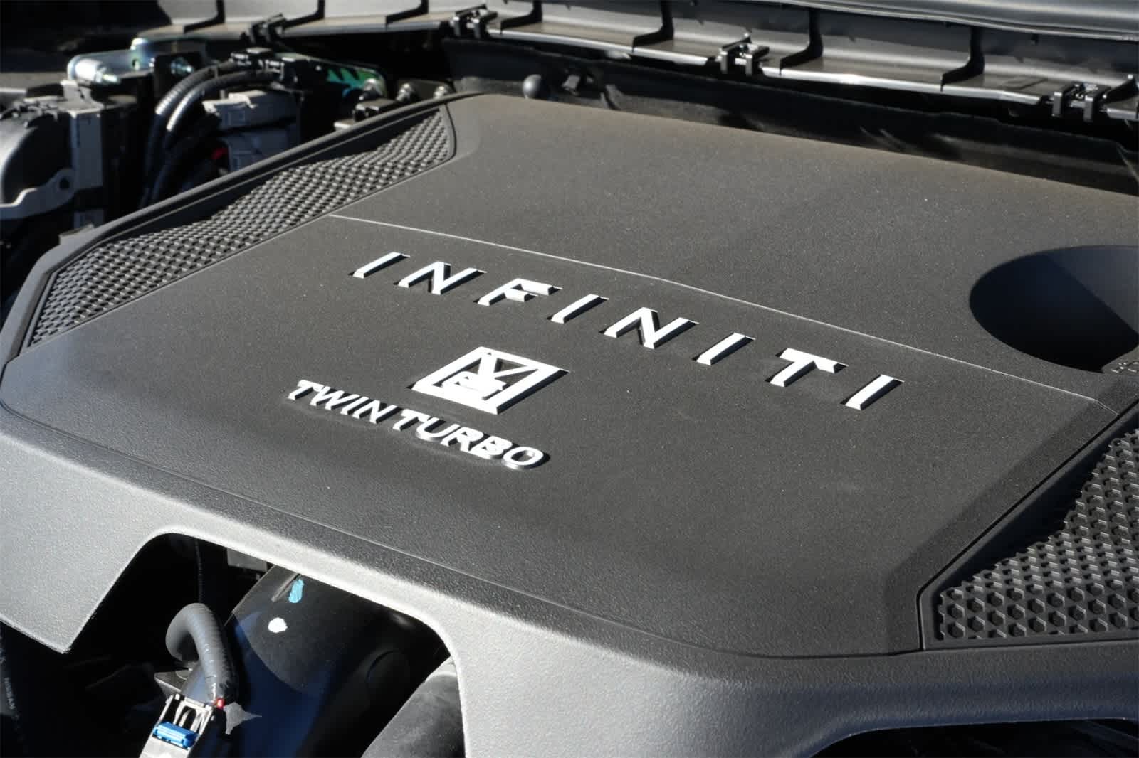 2025 INFINITI QX80 Luxe 27