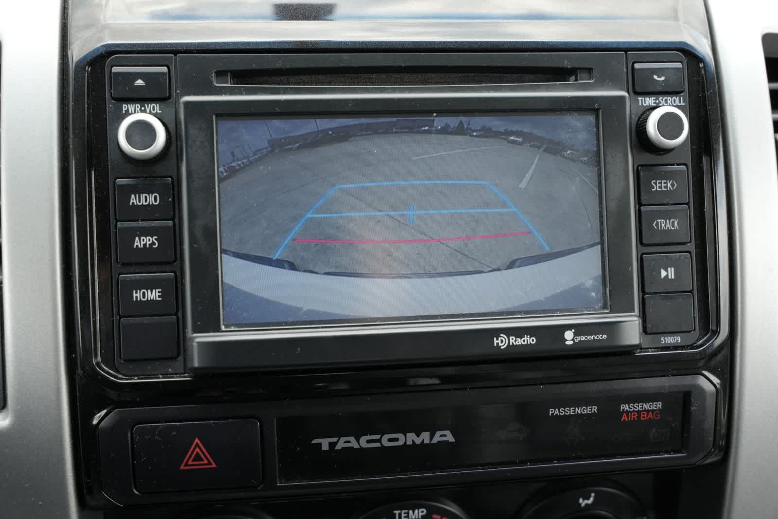 Thumbnail: 2015 Toyota Tacoma - 14