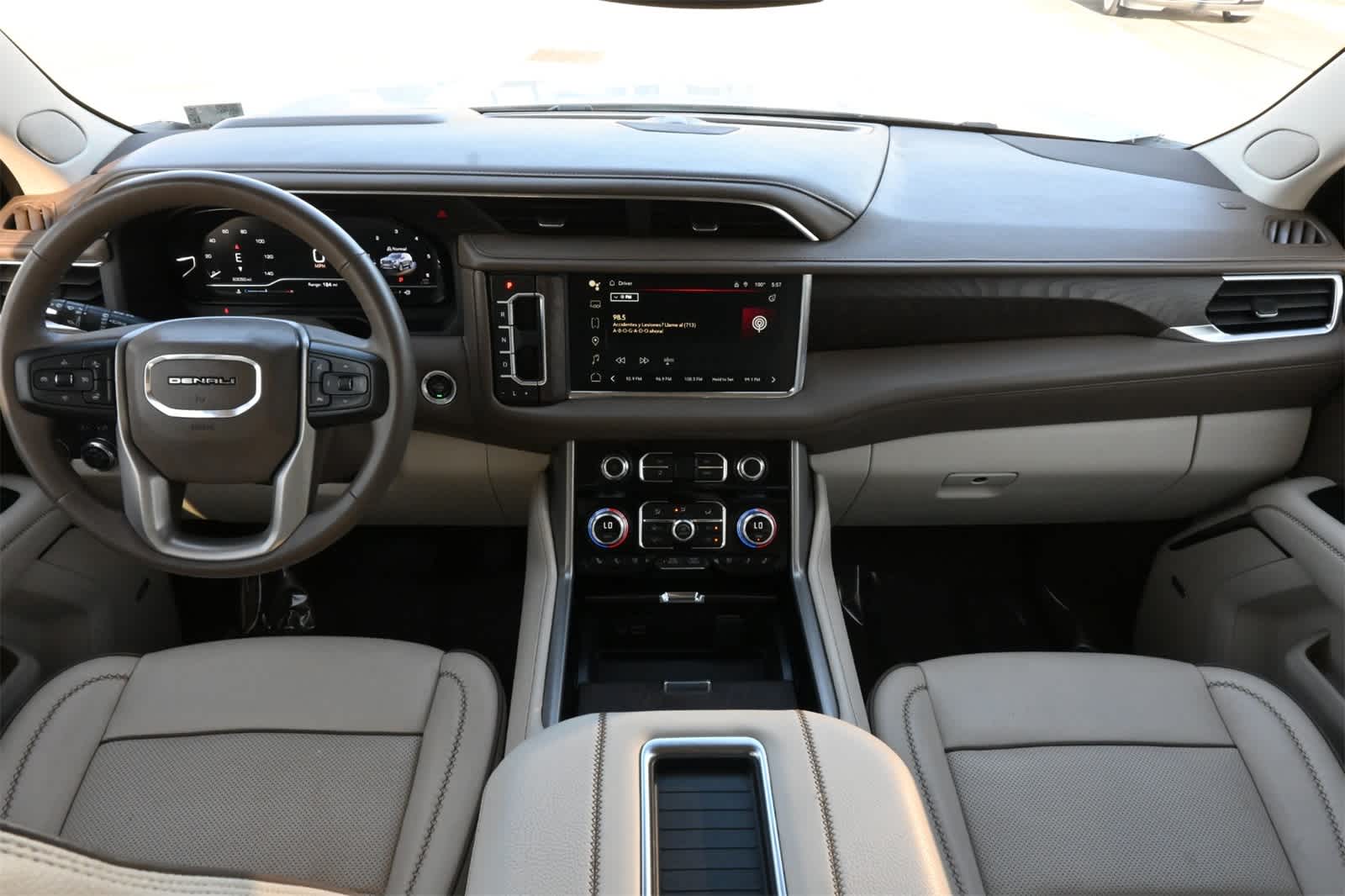 Thumbnail: 2023 GMC Yukon XL - 7