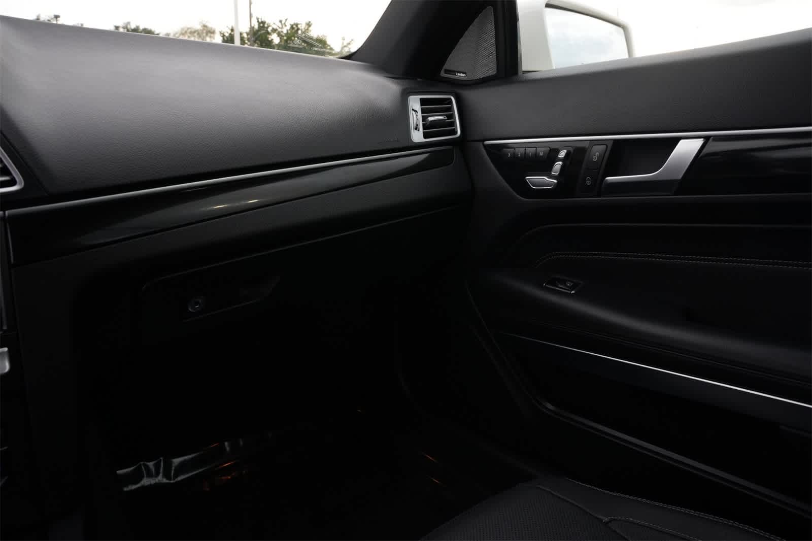 Thumbnail: 2017 Mercedes-Benz E-Class - 7