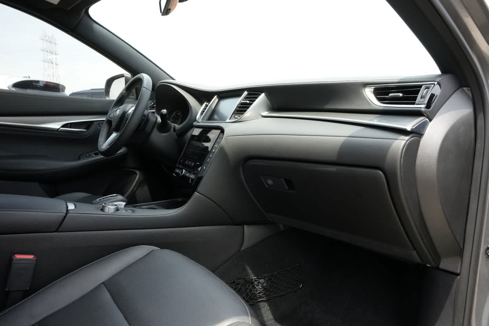 Thumbnail: 2025 INFINITI QX55 - 22