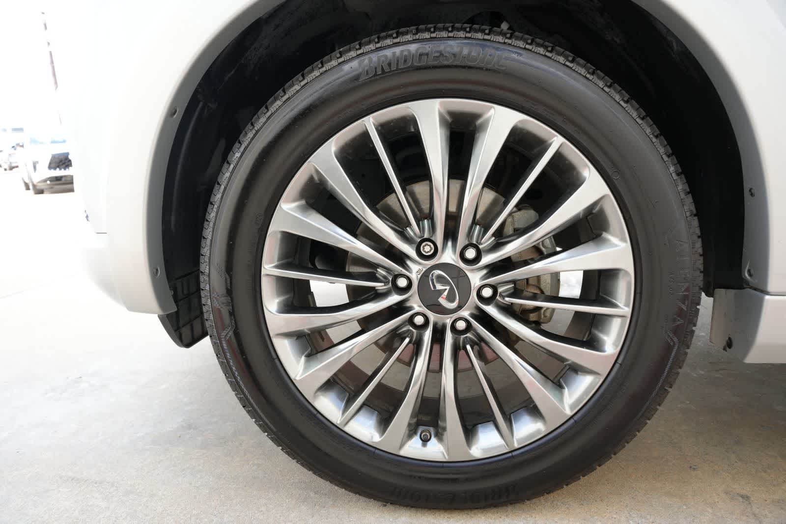 Thumbnail: 2019 INFINITI QX80 - 25