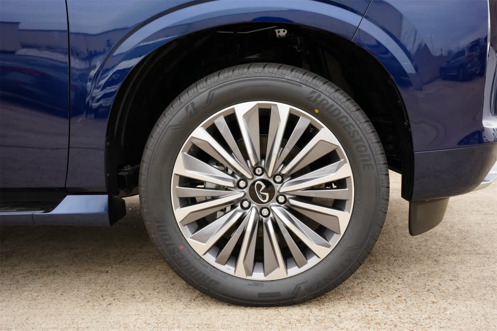 Thumbnail: 2025 INFINITI QX80 - 26
