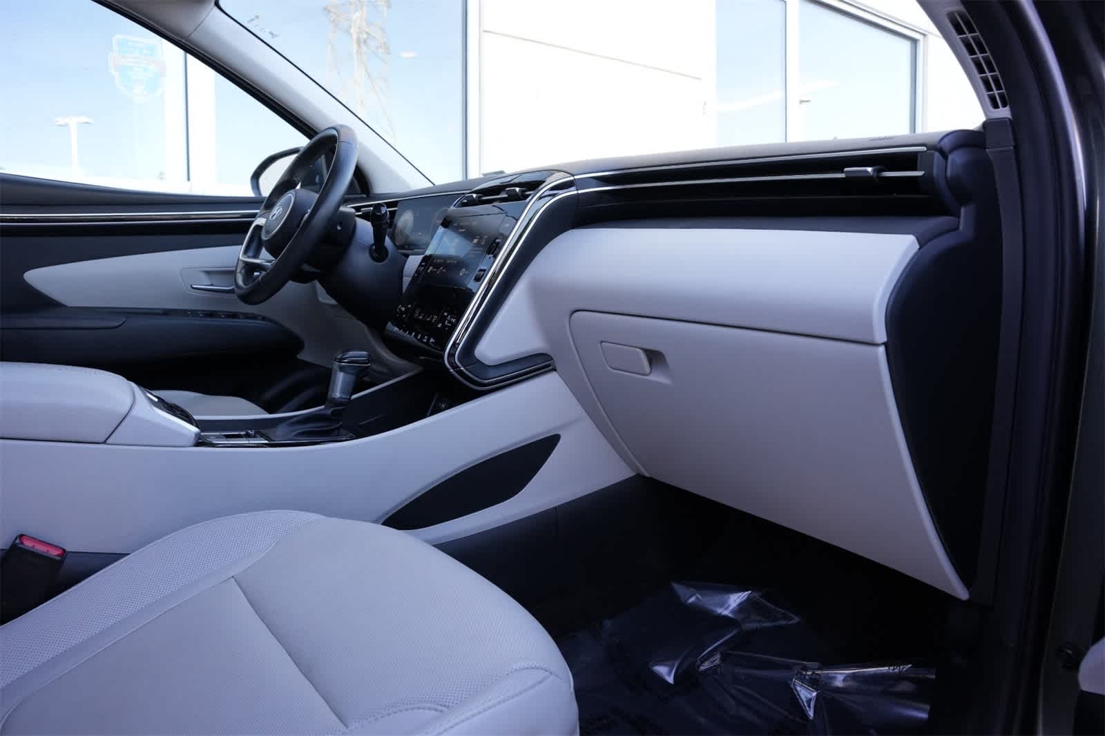 Thumbnail: 2023 Hyundai Tucson - 22