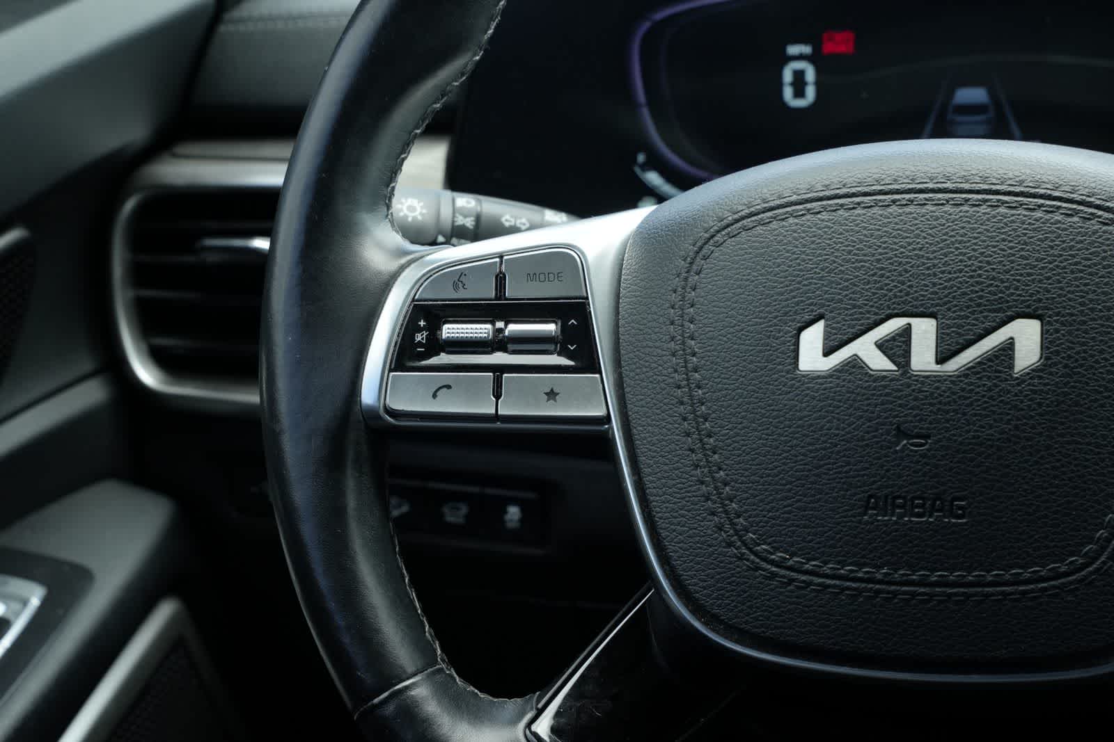 Thumbnail: 2023 Kia Telluride - 9