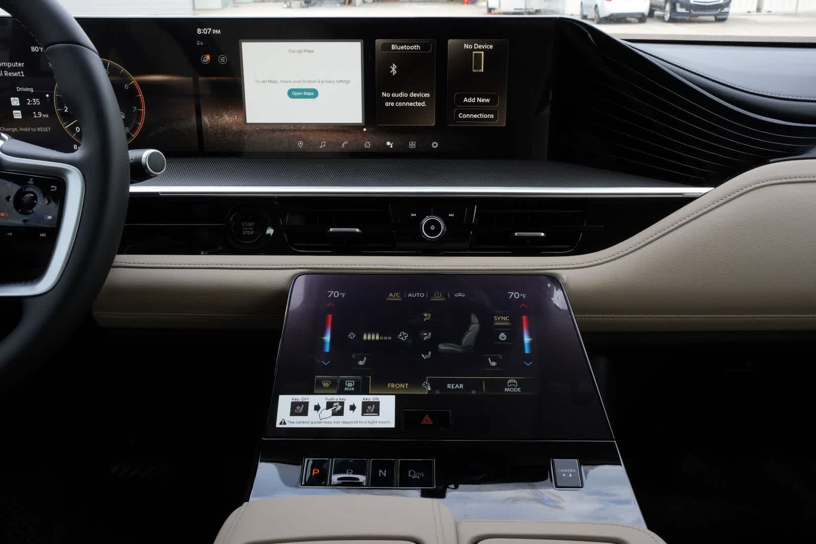 Thumbnail: 2026 INFINITI QX80 - 13