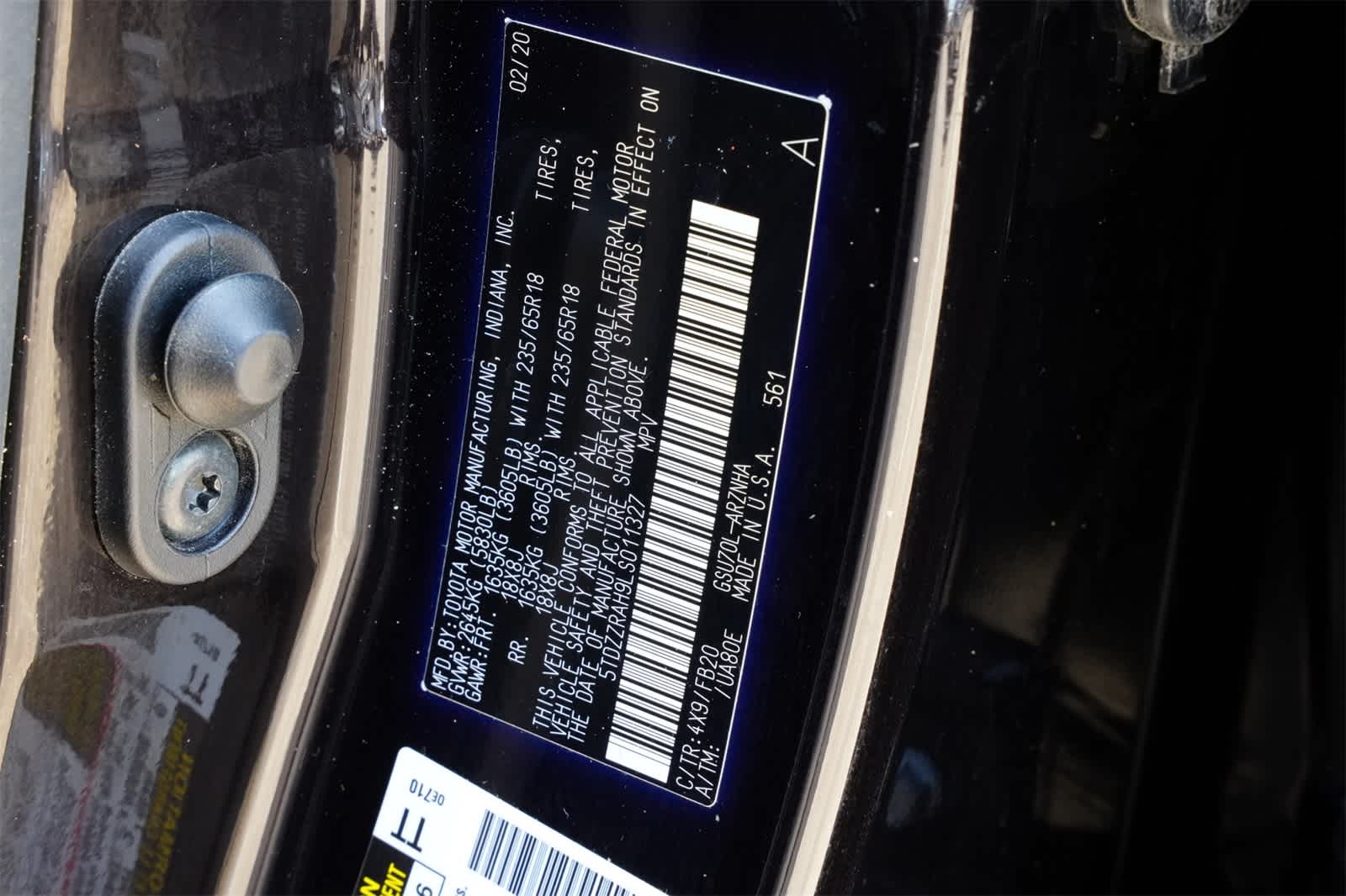 Thumbnail: 2020 Toyota Highlander - 27